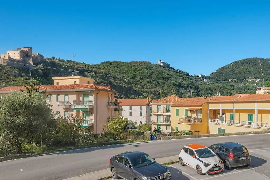 Bright Finalborgo Apartment Finale Ligure Italy