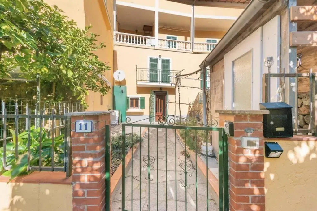 Bright Finalborgo Apartment Finale Ligure 0*,  Italy
