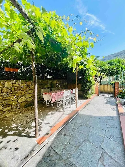 Bright Finalborgo Apartment Finale Ligure